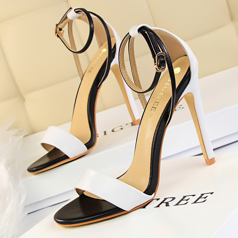女性黒白簡潔な革 11 センチメートルハイヒールサンダル女性 - Casual Sandal Leather のレビューと価格