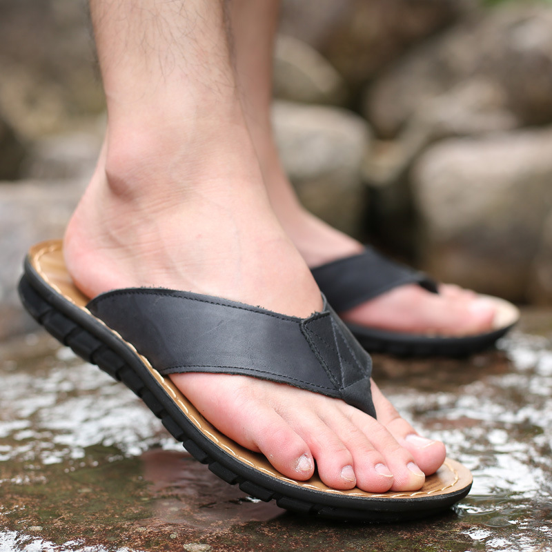 ローマレトロマンスリッパソリッドカラークリップトゥ新しい男性 - Flip Flop Leather Men のレビューと価格